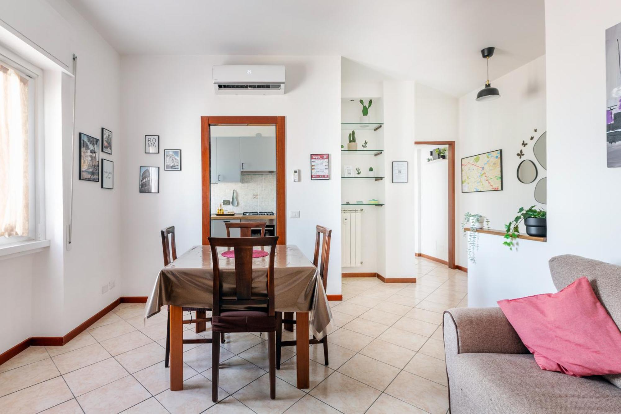 Stylish & Cozy - 5 Star Location- Balcony - City View Рим Екстер'єр фото